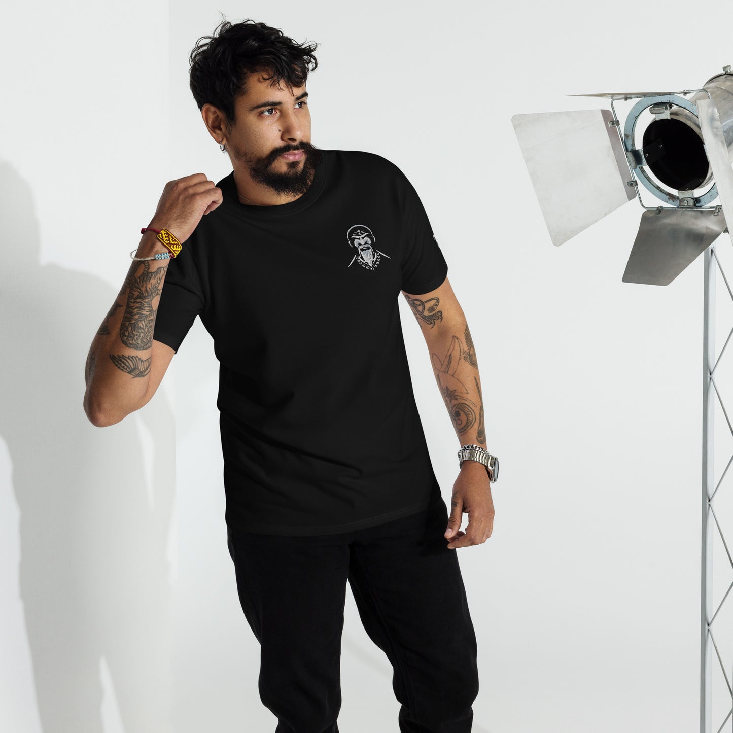 Men’s embroidered premium heavyweight tee